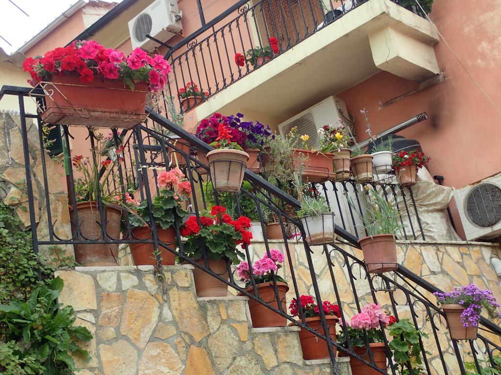 Summer Cottage Sinarades Exterior photo